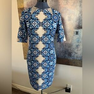 NWT Gorgeous Just...Taylor Blue and Beige Geometric Dress